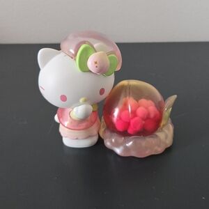 Sanrio Characters Vitality Peach Paradise Blind Box Hello Kitty Figure